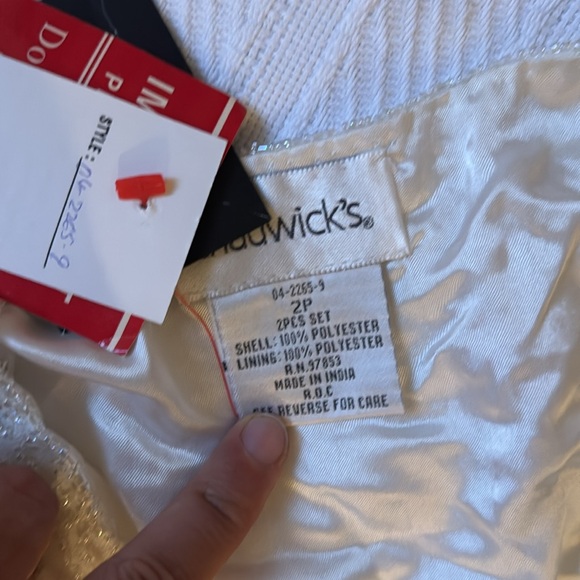 NWT Beautiful White Beaded Wrap Top - Picture 3 of 3